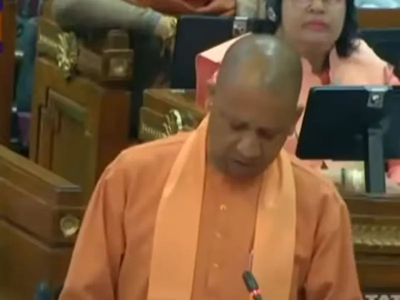 UP Vidhanmandal: यूपी विधानसभा में विपक्ष पर गरजे सीएम योगी, कहा- इन गुंडे-माफियाओं को पाला किसने 