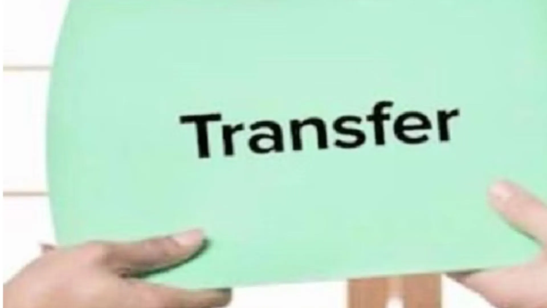 यूपी सरकार ने आठ वरिष्ठ पीसीएस अधिकारियों के किए तबादले, रेनू सिंह को सिटी मजिस्ट्रेट बरेली बनाया गया, देखें लिस्ट