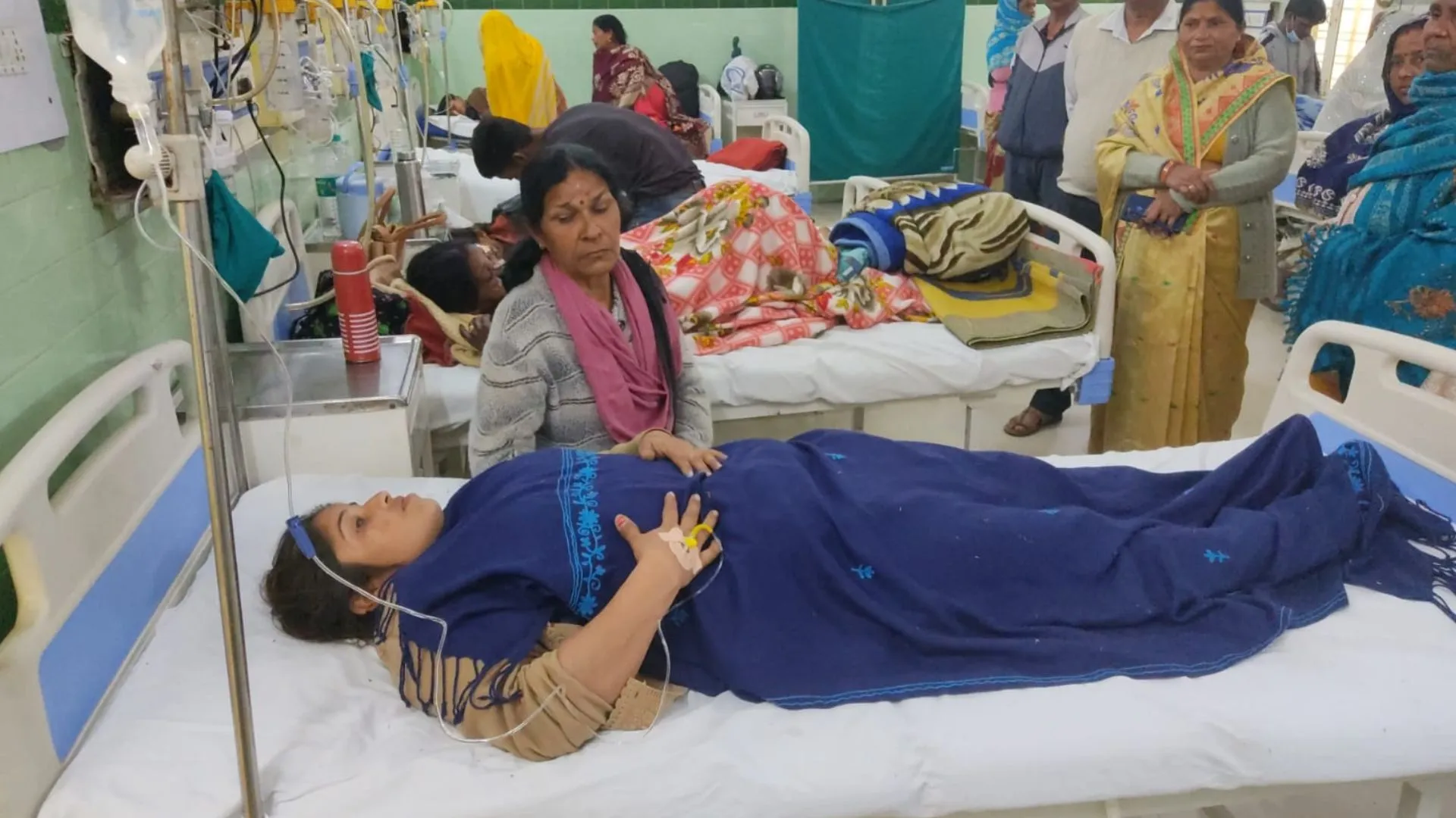 बरेली: स्कूल जाते समय कार ने मारी टक्कर, प्रिंसिपल-शिक्षक सहित तीन घायल, अस्पताल में भर्ती