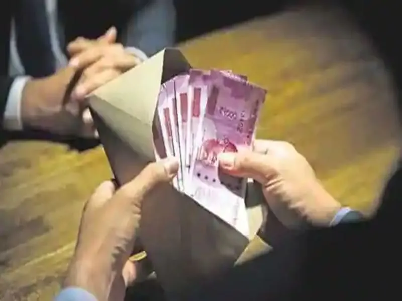 अयोध्या: नियमों को दरकिनार कर पंचायतें कर रही हैं भुगतान, विभाग साधे बैठा है चुप्पी