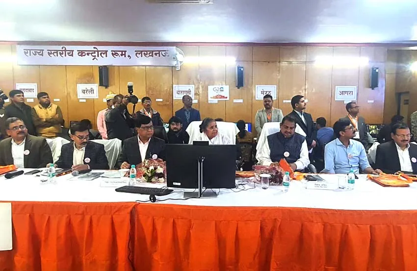 UP Board Exam 2023: राज्य स्तरीय कंट्रोलरूम से होगी केन्द्रों पर निगरानी, नकल माफिया पर लगेगा एनएसए, इस बार होगी पहले से भी ज्यादा सख्ती