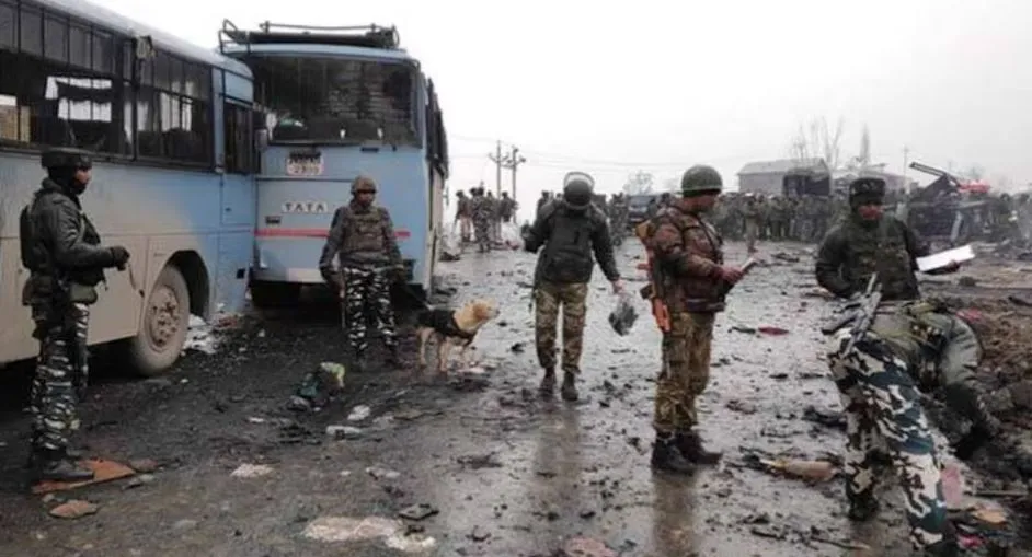 पुलवामा हमले के 19 आतंकवादियों में 15 मारे गए या हुए गिरफ्तार:  पुलिस