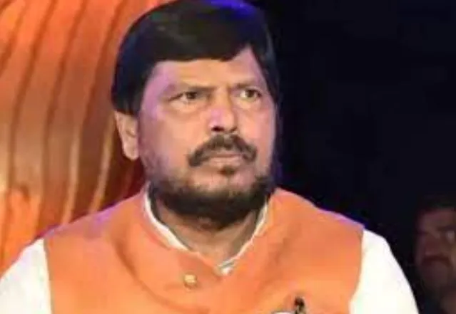 IIT-बंबई के छात्र की मौत, जाति आधारित आरोपों की व्यापक जांच हो : आठवले