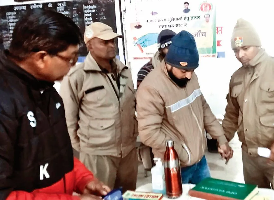 गदरपुर: खूंखार अपराधी जग्गा का करीबी युवक अवैध तमंचे के साथ गिरफ्तार