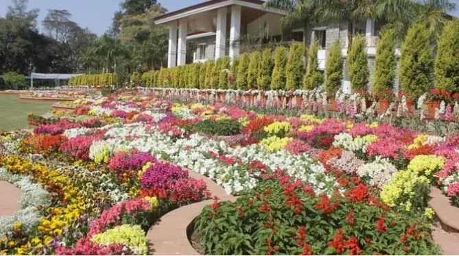 देहरादूनः 03 से 05 मार्च तक चलेगा वसंतोत्सव कार्यक्रम, फूलों की 158 प्रजातियों से महकेगा राजभवन   