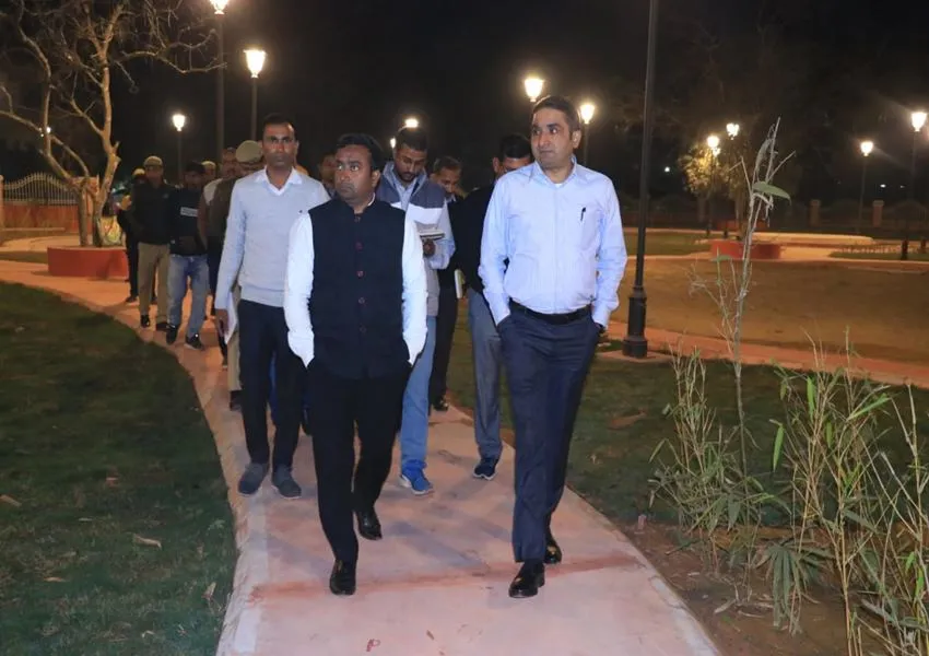 अयोध्या: गुप्तारघाट के सौंदर्यीकरण के पहले फेज का 99 प्रतिशत कार्य पूरा, जिलाधिकारी ने किया निरीक्षण 