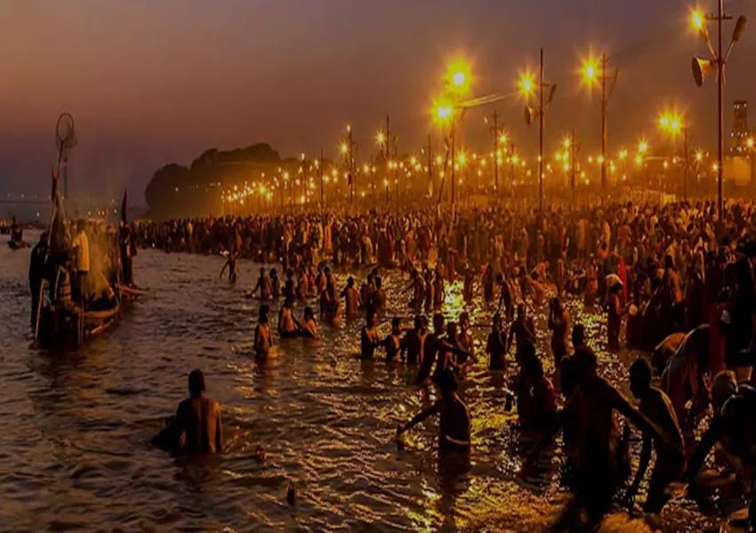 Maghi Purnima: माघी पूर्णिमा पर अब तक करीब 20 लाख श्रद्धालुओं ने लगाई आस्था की डुबकी