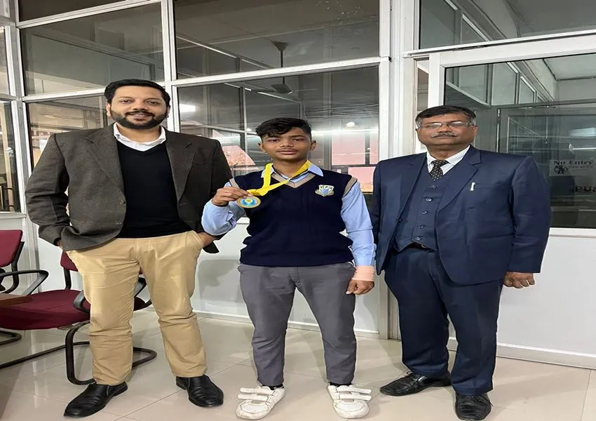 अयोध्या: कराटे प्रतियोगिता में प्रशांत को मिला स्वर्ण पदक