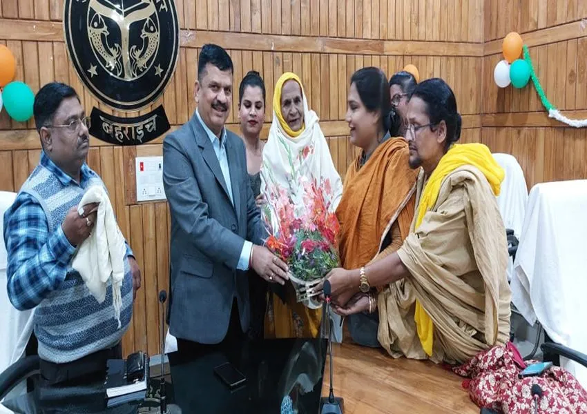 किन्नर समाज को परिचय पत्र, राशनकार्ड, आयुष्मान गोल्डन कार्ड दिलाएं: सोनम चिश्ती