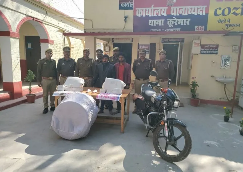 सुलतानपुर: शादी में दूल्हे की कार को निशाना बनाने वाले गिरोह के दो सदस्य गिरफ्तार, नगदी समेत कई सामान बरामद 