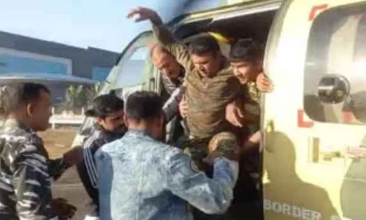 झारखंड: चाईबासा में आईईडी विस्फोट में CRPF के तीन जवान घायल, लाया गया रांची 