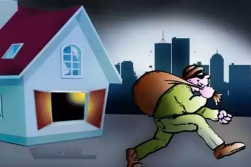 बरेली: घर का ताला तोड़कर चोरों ने उड़ाया लाखों का माल, कैश पर भी हाथ किया साफ