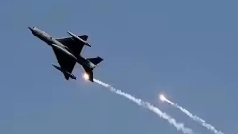 Ukraine के कई क्षेत्रों में हवाई हमले की चेतावनी जारी, सुनाई दी सायरन की आवाज