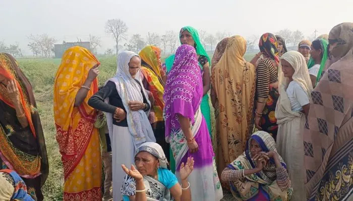 Farrukhabad Murder : युवक की गोली मारकर हत्या कर शव खेत में फेंका, एसपी ने खुलासे के लिए टीम की गठित