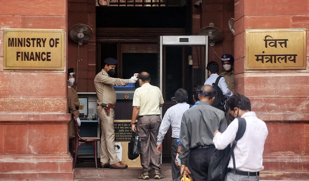 बजट में किये गये उपायों से नौकरियां बढ़ेंगी, आर्थिक वृद्धि तेज होगी: वित्त मंत्रालय