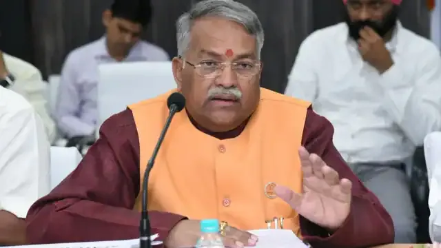 शिवसैनिक और ठाकरे परिवार का रिश्ता कोई नहीं तोड़ सकता: चंद्रकांत खैरे