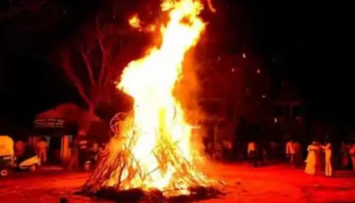 Kanpur News : 27 साल बाद इस बार होलाष्टक नौ दिन के, आज से हो गया शुरू