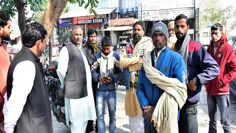 मुरादाबाद: कैंटर की टक्कर से किसान की मौत, पिता गंभीर