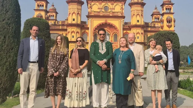 स्वीडन, आस्ट्रिया, जर्मनी, स्पेन और एस्टोनिया के राजनयिक पहुंचे रामपुर