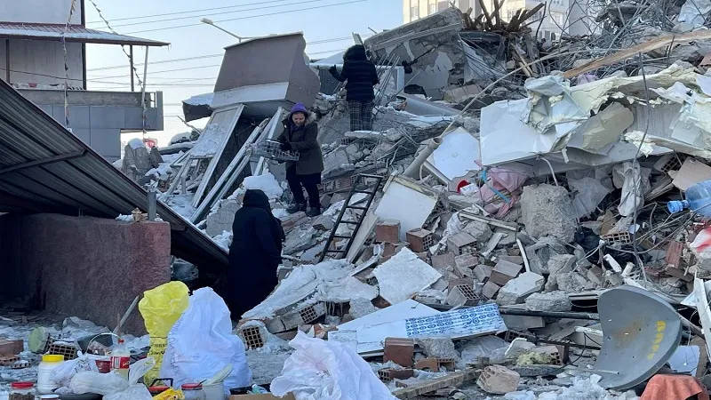 Earthquake : तुर्की में ठीक से नहीं चल रहा राहत और बचाव कार्य, आक्रोश में बदल रहा शोक