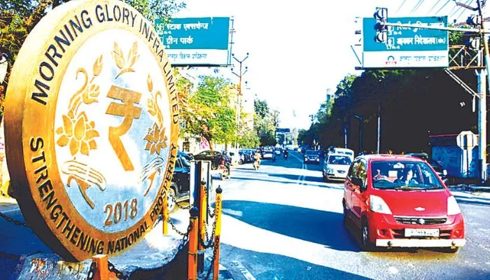 Kanpur: रावतपुर से मेघदूत चौराहे तक चौड़ा होगा मार्ग, PWD ने किया सर्वे, VIP Road पर वाहनों के कारण लगता जाम
