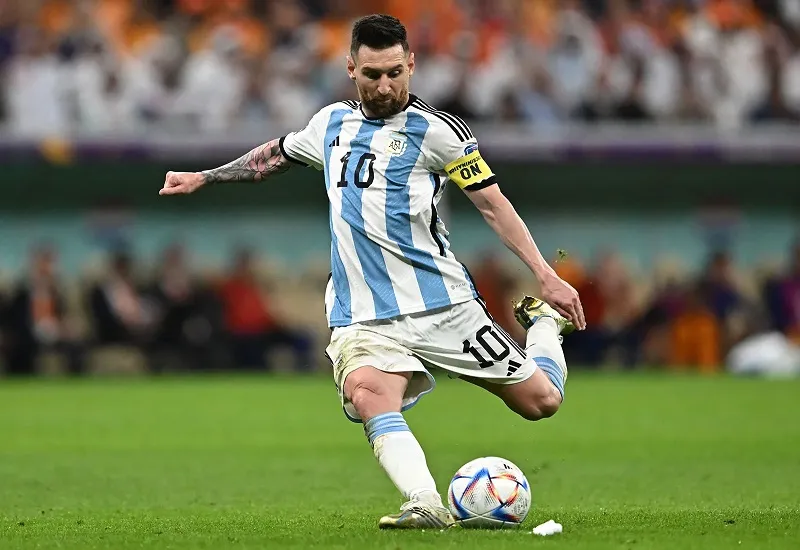 अगला FIFA World Cup नहीं खेल पाएंगे Lionel Messi, कहा- 'मैं फिट हूं और खेल का मजा ले रहा हूं... 