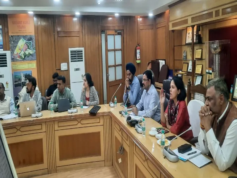 लखनऊ: जल्द तैयार करें अंदाज-ए-अवध हेरिटेज कॉरिडोर मास्टर प्लान, मंडलायुक्त ने अफसरों को दिए निर्देश