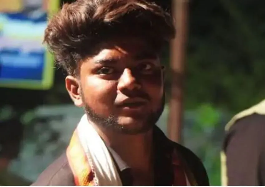 Live मौत का CCTV फुटेज Viral: लखनऊ में स्कूटी से टकराई बाइक, 20 फीट दूर गिरा चालक, एक मौत, एक गंभीर, देखें Video