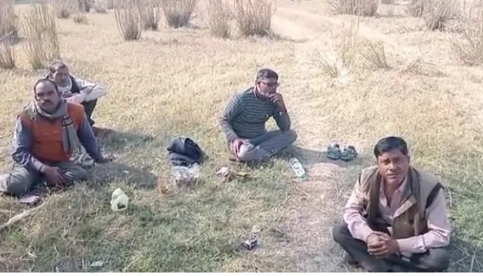 Fatehpur Murder : स्कूली बस चालक की पीट-पीट कर हत्या, रास्ते को लेकर पड़ोसियों से हुआ था विवाद