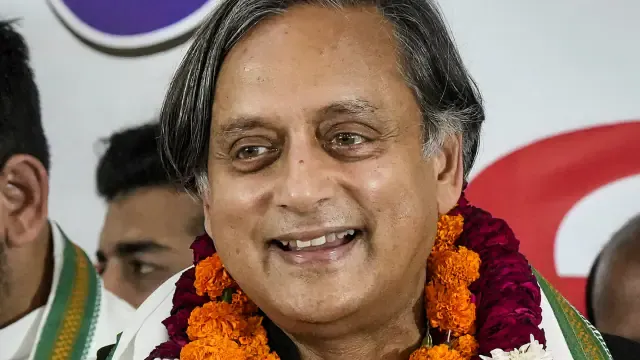 मुशर्रफ से इतनी ही नफरत थी तो उनके साथ साझा बयान पर हस्ताक्षर क्यों किया था : शशि थरूर 