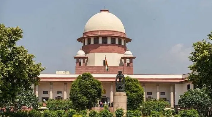 सुप्रीम कोर्ट को मिले दो जज, शीर्ष अदालत में न्यायाधीशों की संख्या 34 