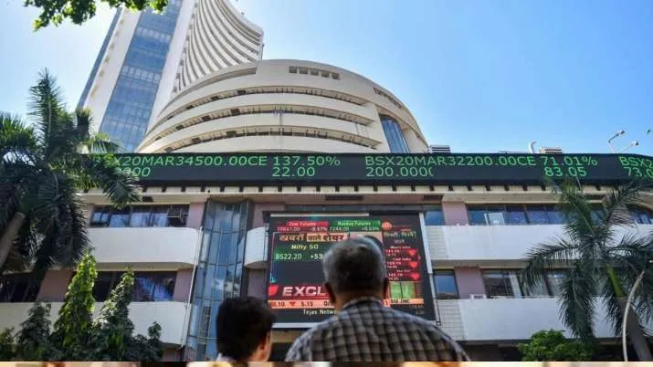 Stock Market: सेंसेक्स में शुरुआती कारोबार में 222 अंकों की उछाल, निफ्टी में भी बढ़त 