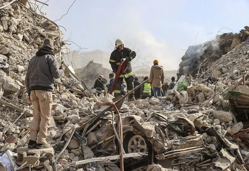 Turkey-Syria Earthquake : भूकंप के 212 घंटे बाद मलबे से जीवित निकाला गया 77 साल का बुजुर्ग, अब तक 41 हजार लोगों की मौत