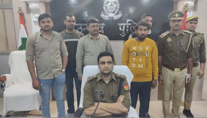 Unnao News : महिला व युवती की हत्या के कातिल निकले प्रेमी, पुलिस ने गिरफ्तार कर भेजा सलाखों के पीछे