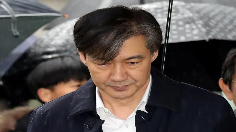 South Korea के पूर्व कानून मंत्री को पद के दुरुपयोग मामले में दो साल की जेल 