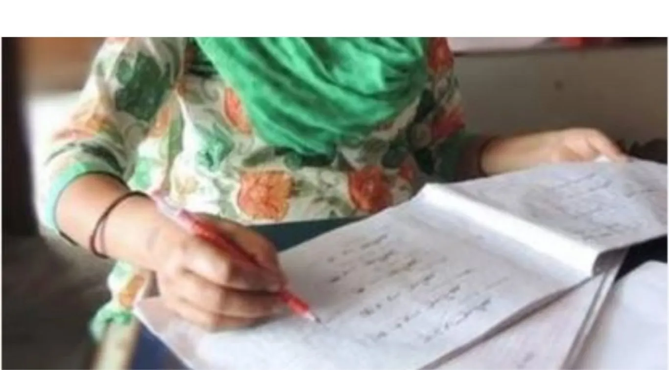 काशीपुर: महाविद्यालय में उत्तर पुस्तिका गायब होने से सामने आई बड़ी लापरवाही