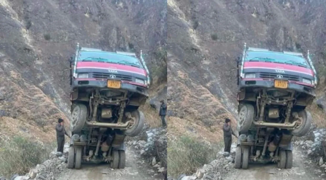 Uttarakhand News: हेलंग उर्गम मोटर मार्ग के हनुमान मंदिर के पास बड़ा हादसा टला, ट्रक नदी में गिरने से बाल-बाल बचा                       