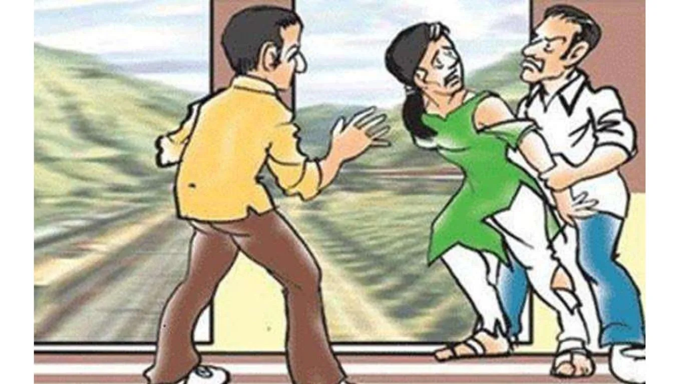 काशीपुरः महिला ने ससुरालियों पर लगाया घर से निकालने का आरोप 