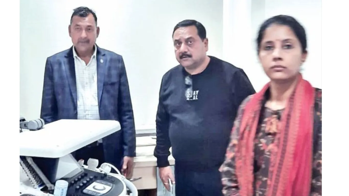 काशीपुरः अल्ट्रासाउंड केंद्रों में स्वास्थ्य विभाग ने की चेकिंग, दिए महत्वपूर्ण निर्देश 