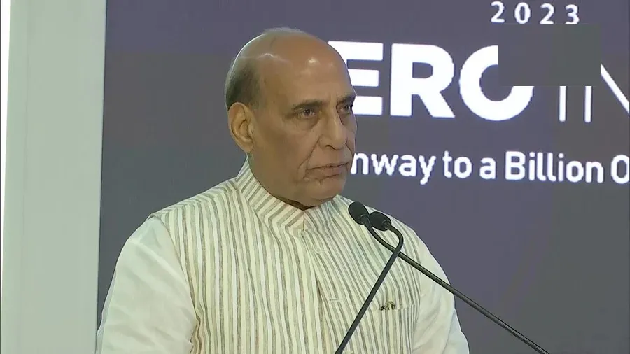 रक्षा एवं सुरक्षा आधारित मुद्दों पर मित्र देशों के साथ जुड़ना चाहता है भारत : राजनाथ सिंह