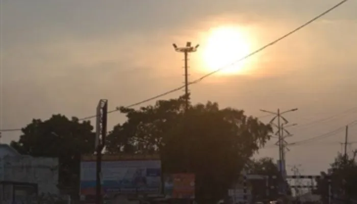 Weather News Today: फरवरी माह में धूप निकलने से मौसम में बदलाव, मार्च में मई-जून जैसी गर्मी का करना पड़ेगा सामना