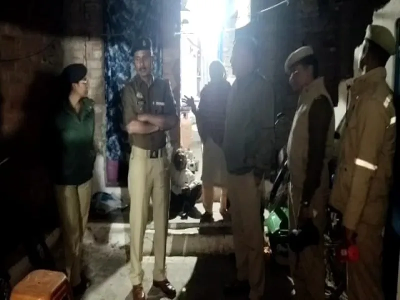 बांदा: पैसे देने से मना करने पर पति ने पत्नी की गला घोंटकर की हत्या