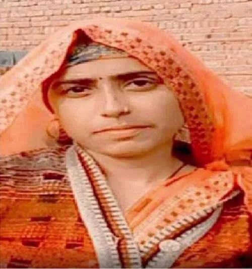 मथुरा: दो बेटियों को साथ महिला ने खाया जहर, मां और एक बेटी की मौत, दूसरी की हालत गंभीर