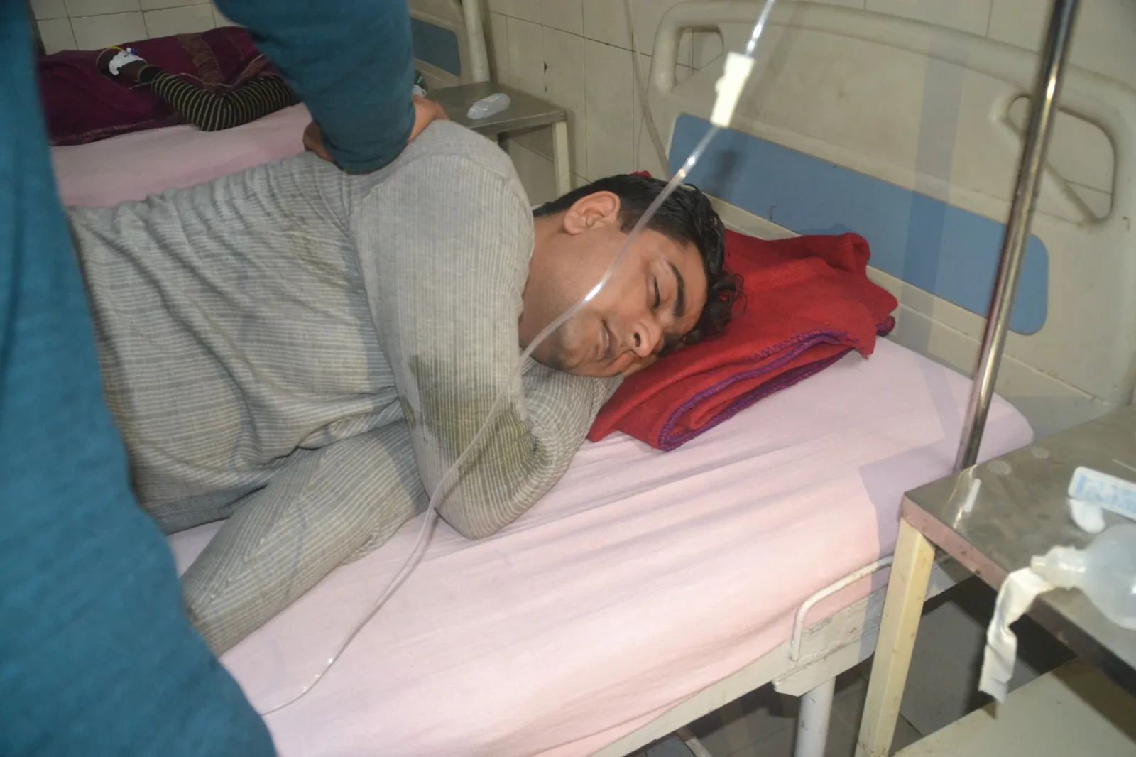 पीलीभीत: घरेलू कलह के चलते सिपाही ने की फंदा लगाकर जान देने की कोशिश