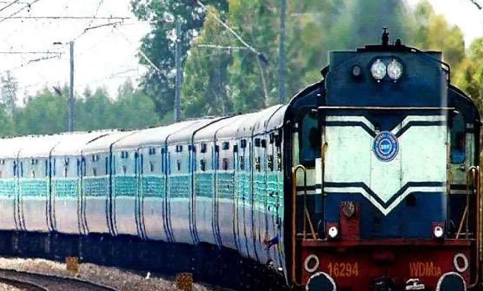 कोटा-इंदौर इंटरसिटी निरस्त, चार जोड़ी गाड़ियों के मार्ग परिवर्तित 