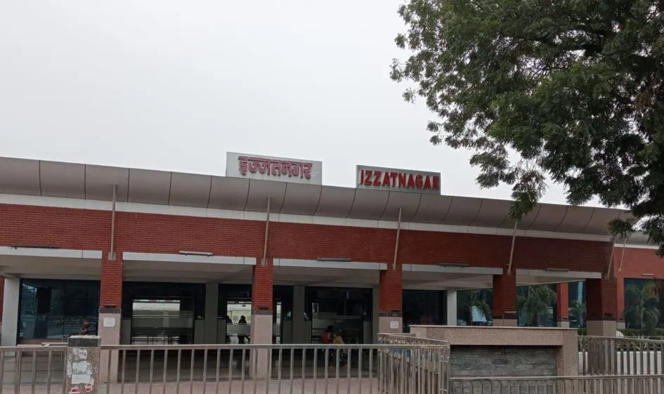 बरेली: सुल्तानपुर हादसे के बाद सतर्कता, इज्जतनगर मंडल में सेफ्टी ड्राइव