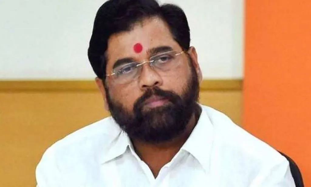 जब हम गुवाहाटी में थे तब श्री श्री रविशंकर ने हमें आशीर्वाद दिया था: एकनाथ शिंदे