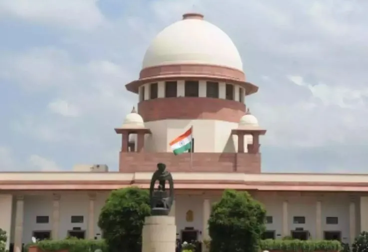 Hindenburg मामला: SC ने जताई चिंता, कहा- सिर्फ धनी लोग ही निवेश नहीं करते ! जानें क्या हुआ?