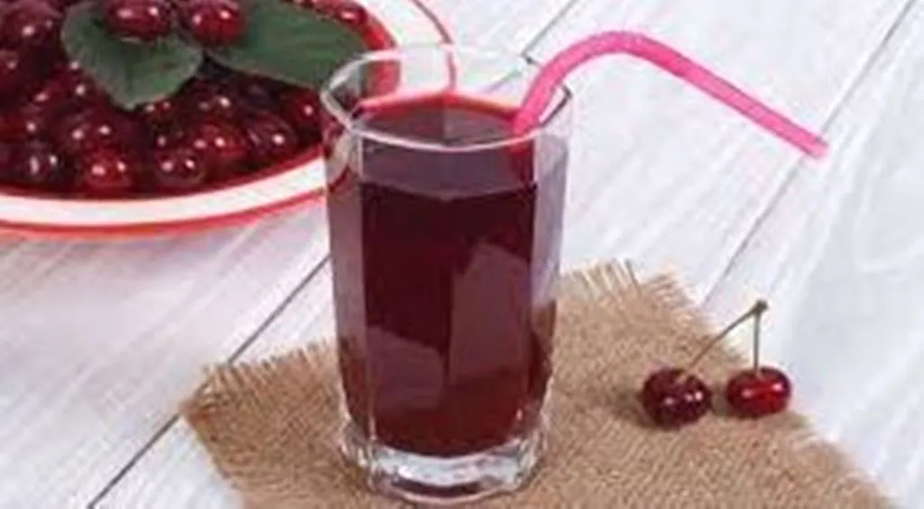 आप भी हैं अनिद्रा के शिकार, रोजाना पिएं चेरी का जूस, जानें इसके फायदे