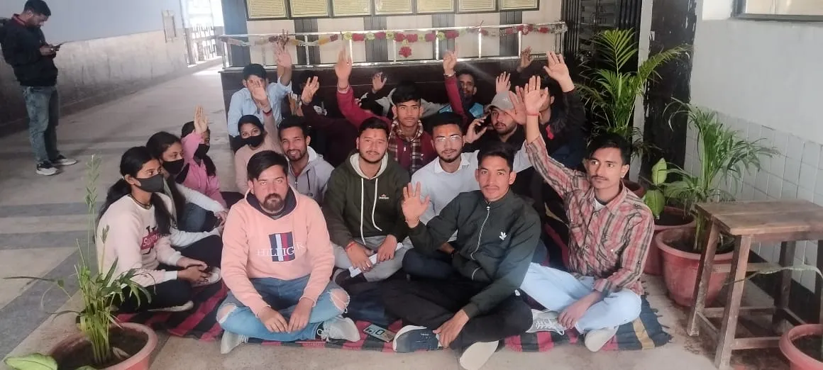 रामनगरः NCC परीक्षा में शामिल नहीं करने पर छात्र संघ अध्यक्ष ने दी आत्मदाह की धमकी